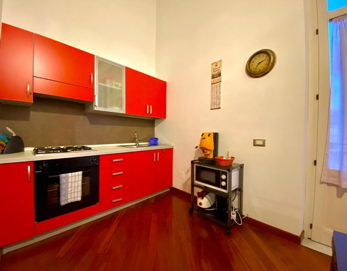Elegante Appartamento In Centro Palermo Exterior foto